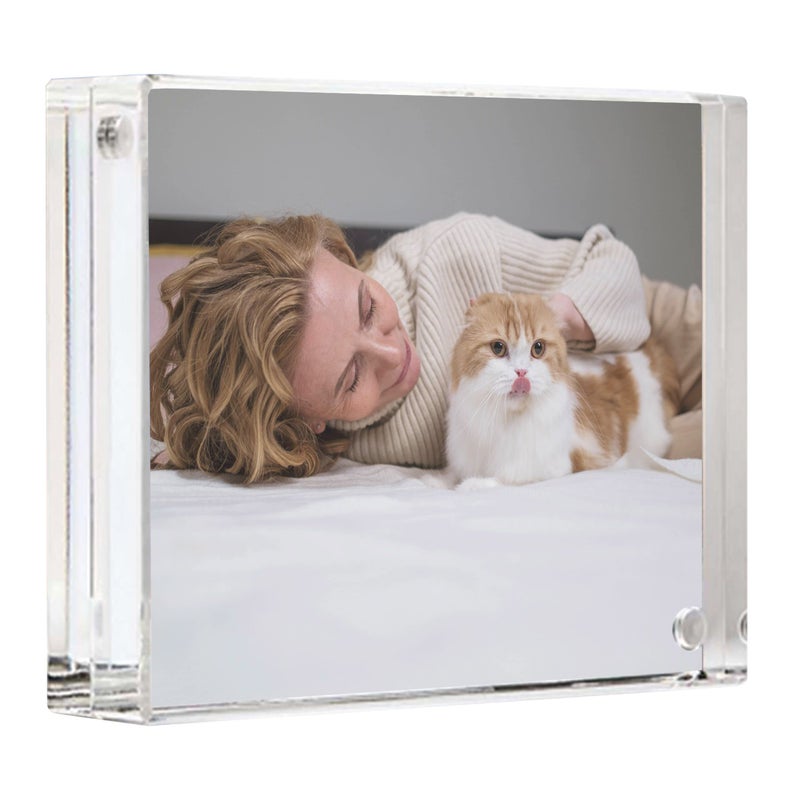 Canetti Original Magnet Picture Frame - Crystal Clear Acrylic Glass Table Top Photo Frame - Image 1